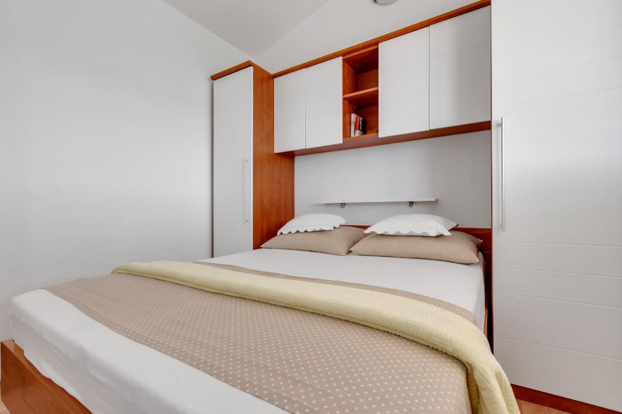 Apartmani Verica Tučepi エクステリア 写真