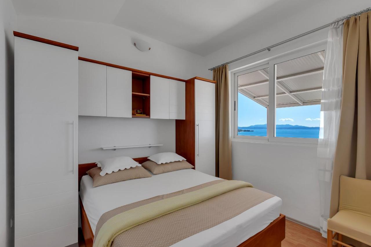 Apartmani Verica Tučepi エクステリア 写真
