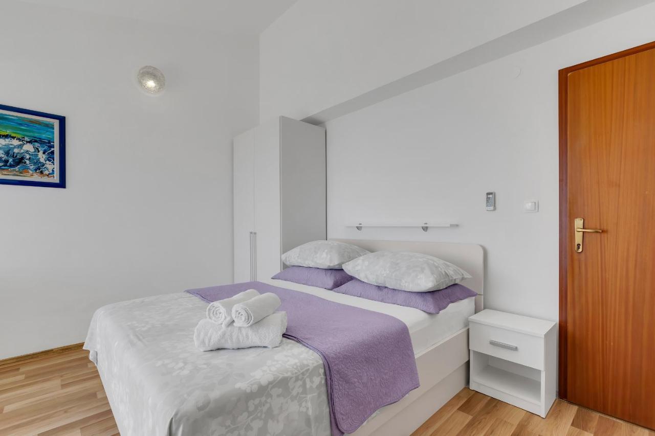 Apartmani Verica Tučepi エクステリア 写真