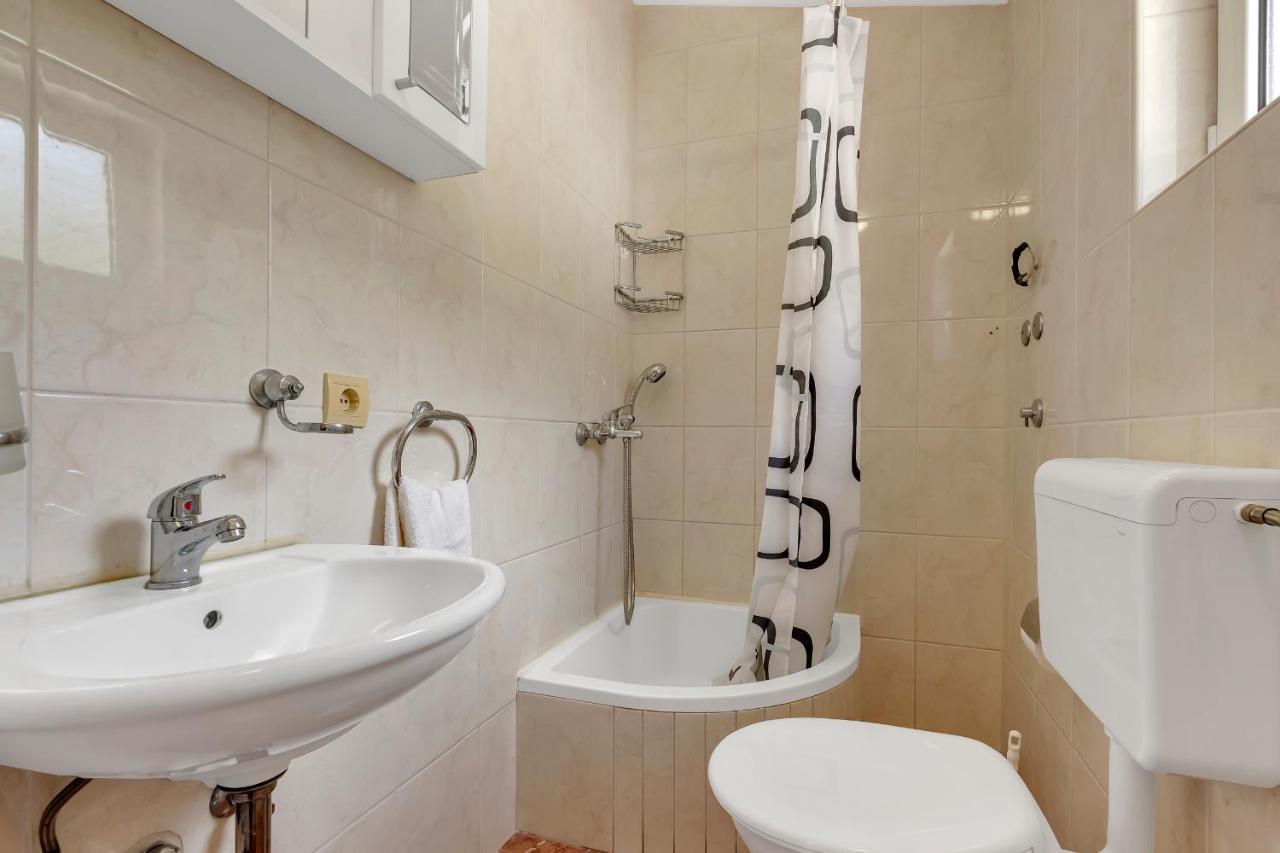 Apartmani Verica Tučepi エクステリア 写真