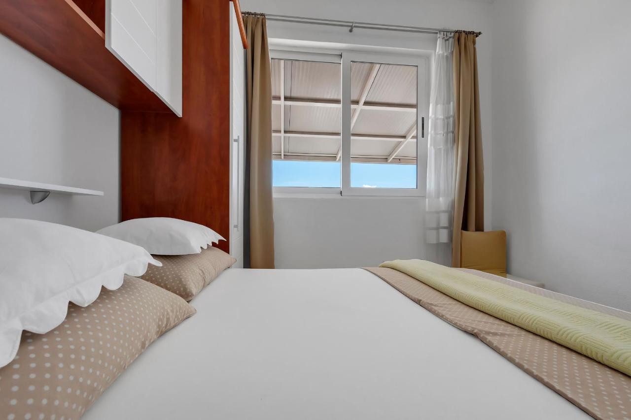 Apartmani Verica Tučepi エクステリア 写真
